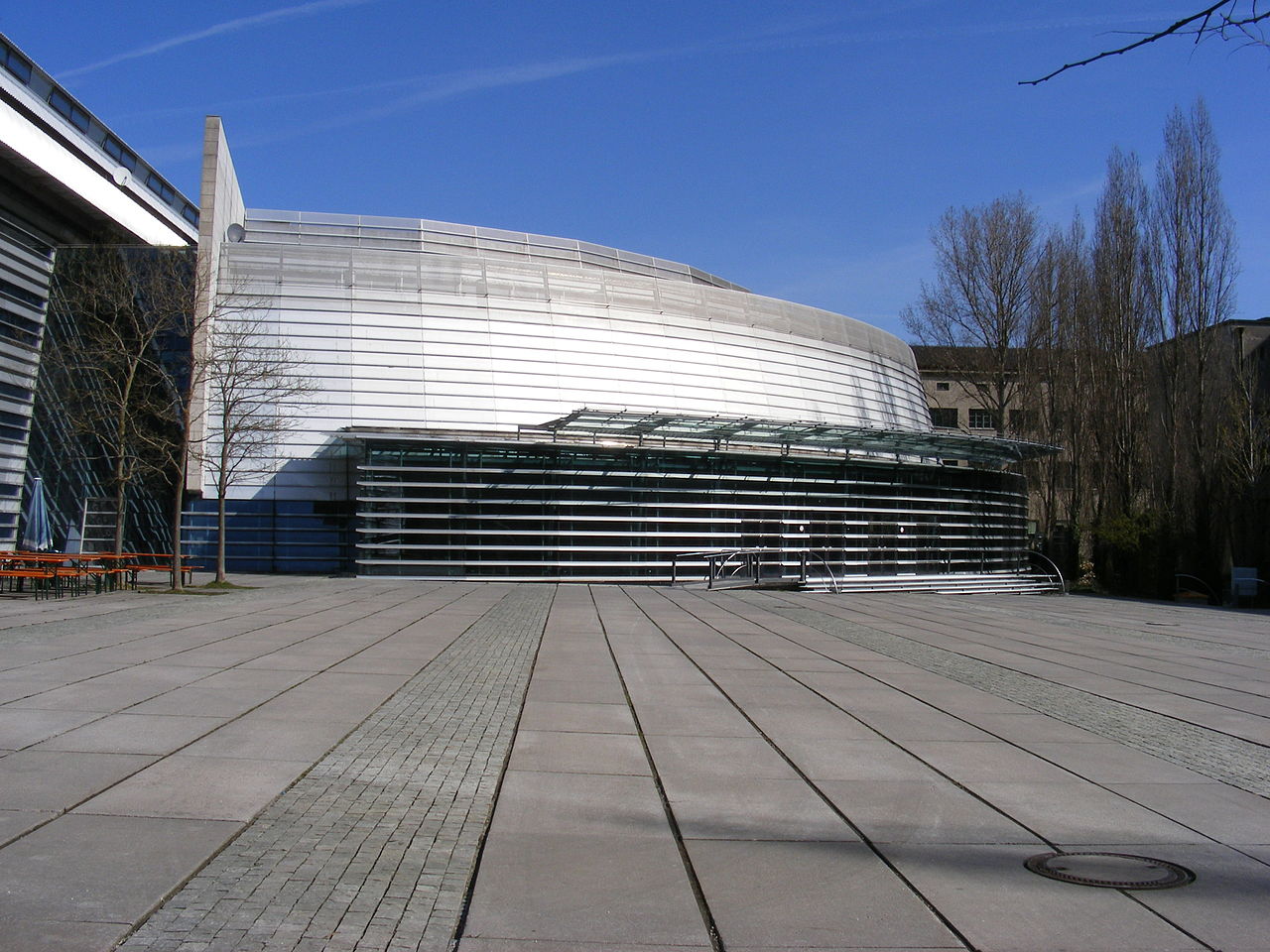 Auditorium Maximum der TU München von außen