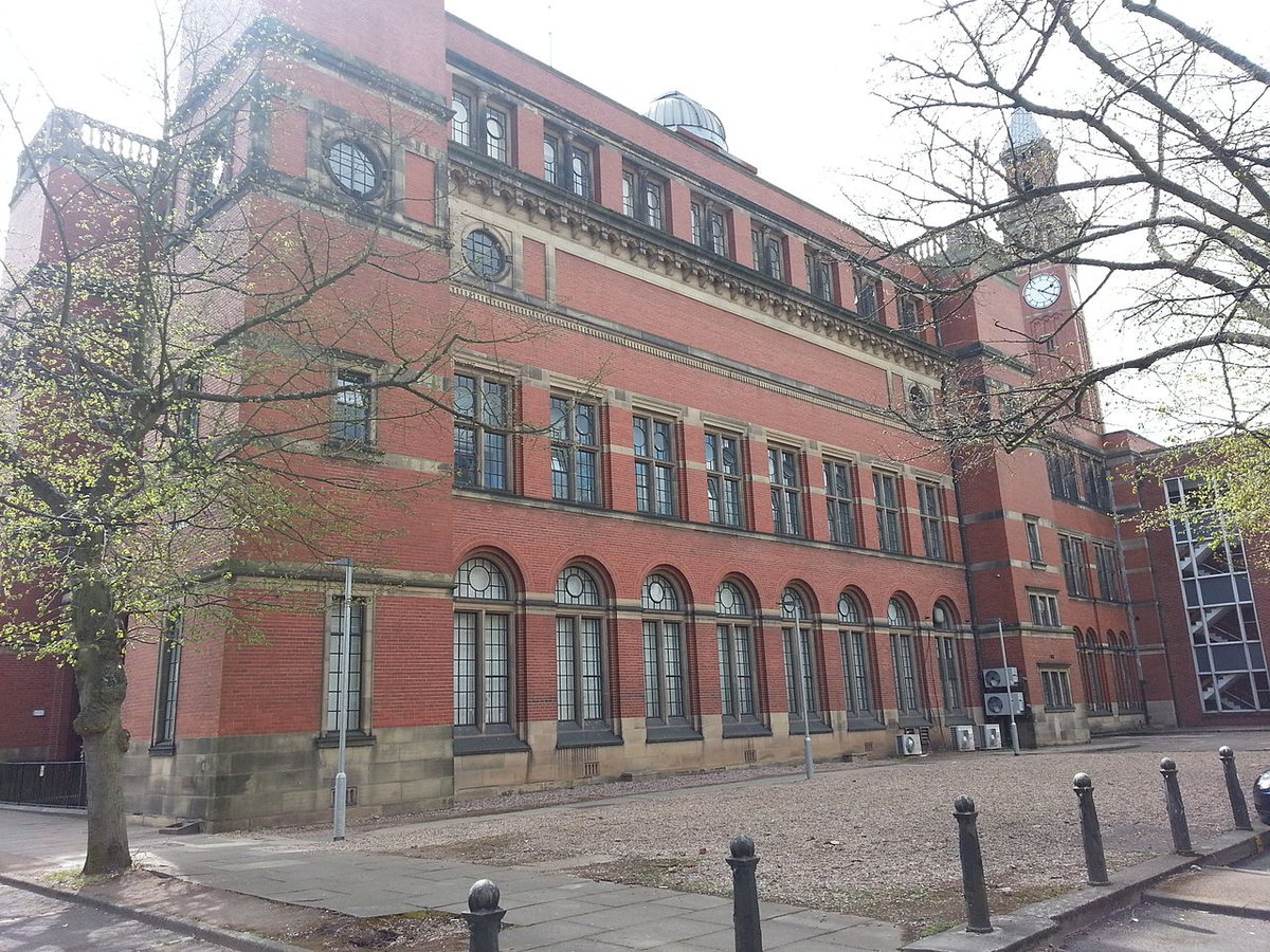 University of Birmingham - Poynting Physics building
